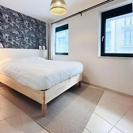 1 Bedroom Cozy In Διαμέρισμα Οστένδη